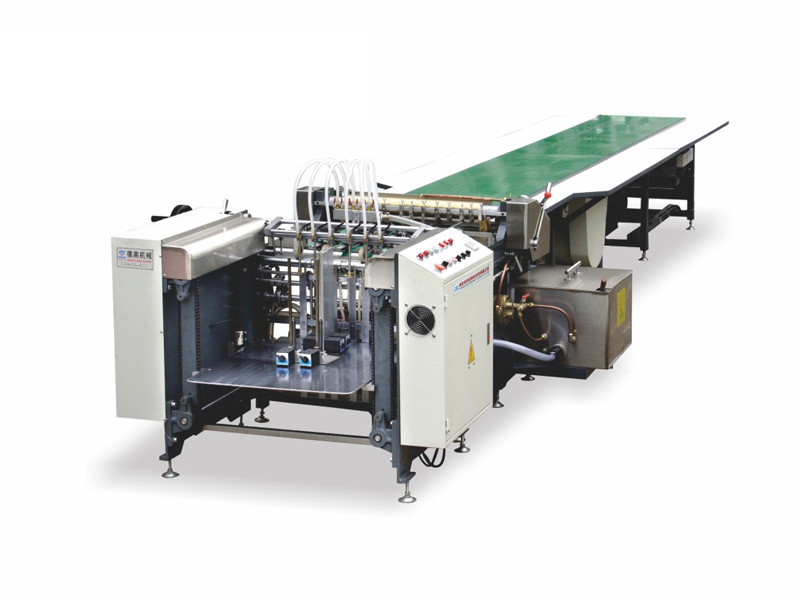 自動進(jìn)紙無塵開槽機